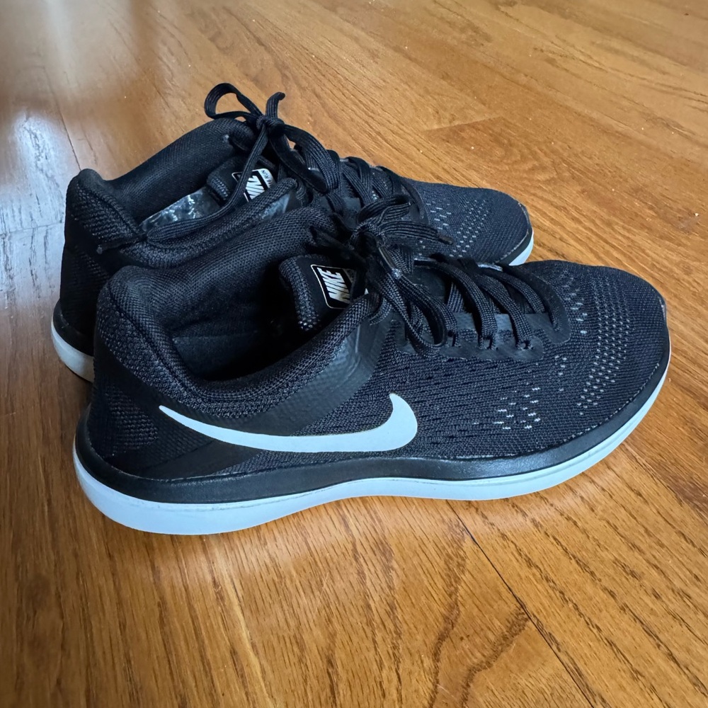 Nike Black Running Shoes